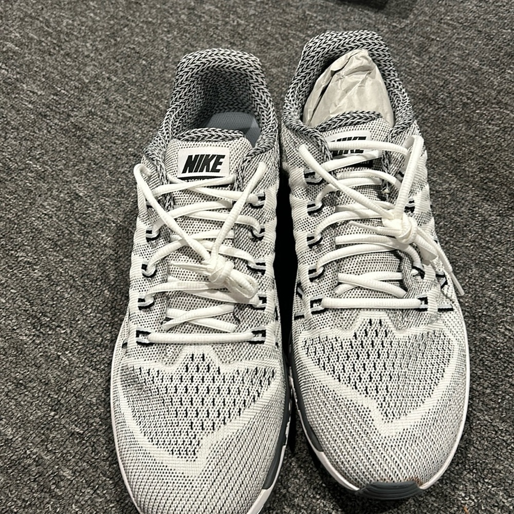 Nike Zoom Odyssey Men’s Size 15 Shoes